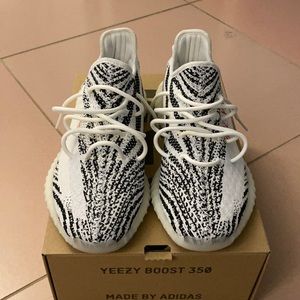 Yeezy boost 350 ZEBRAS size 12 one time worn